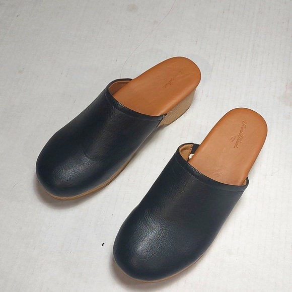 Escarpins Mules à Talons 2 Pouces Universal Thread - Pointure 6.5 US - Nude, Simili Cuir - Jamais Portés